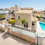 Gale Coast Guia (Faro)